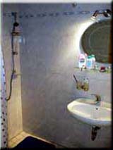 Dusche/WC der Wohnung2
